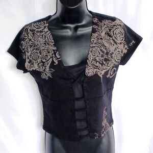 Sinful by affliction, Cropped T-shirt with embroidery & rhinestones. Size M